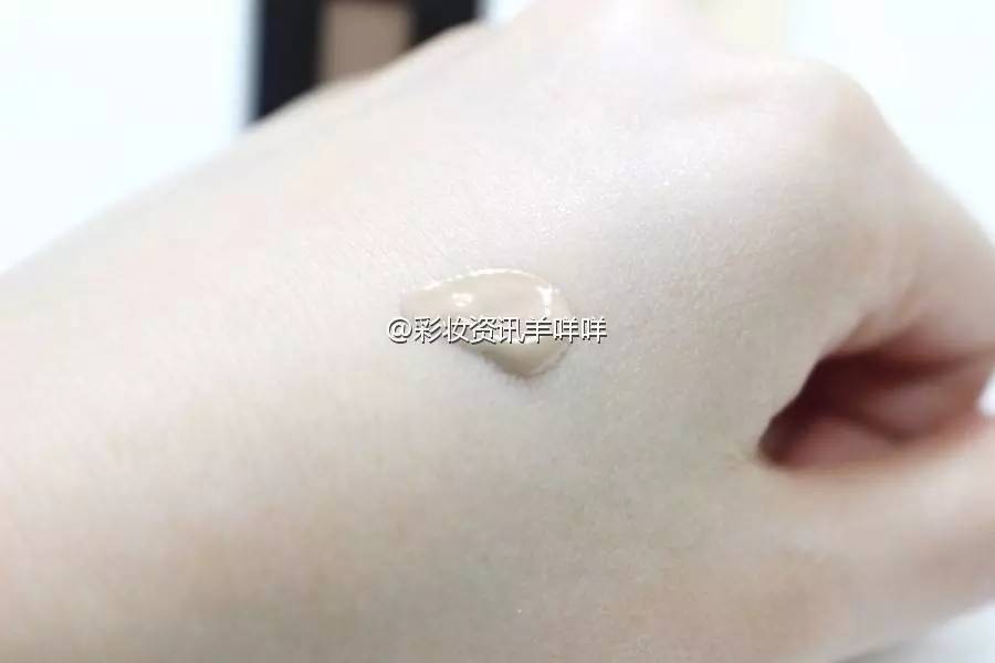 ysl粉底液打造清透底妆,底妆用粉底液还是cc好呢