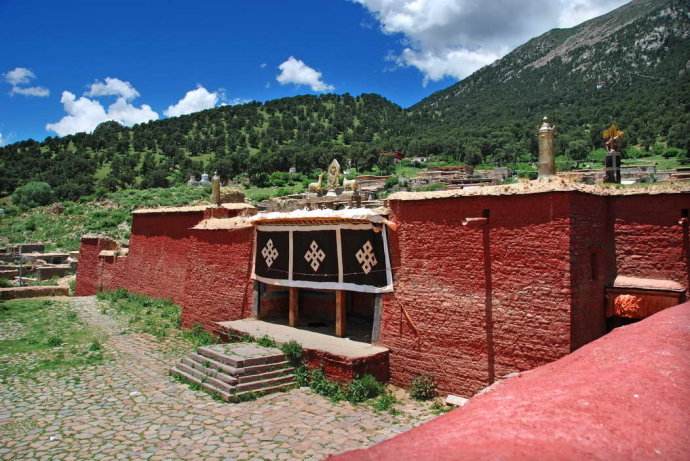 清明三天假如何度过,去拉萨旅游清明注意事项和禁忌