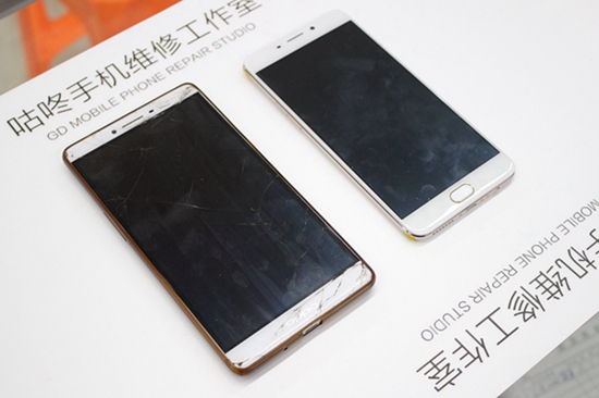 手机屏幕维修换屏怎么不被坑,手机屏幕维修和更换的区别