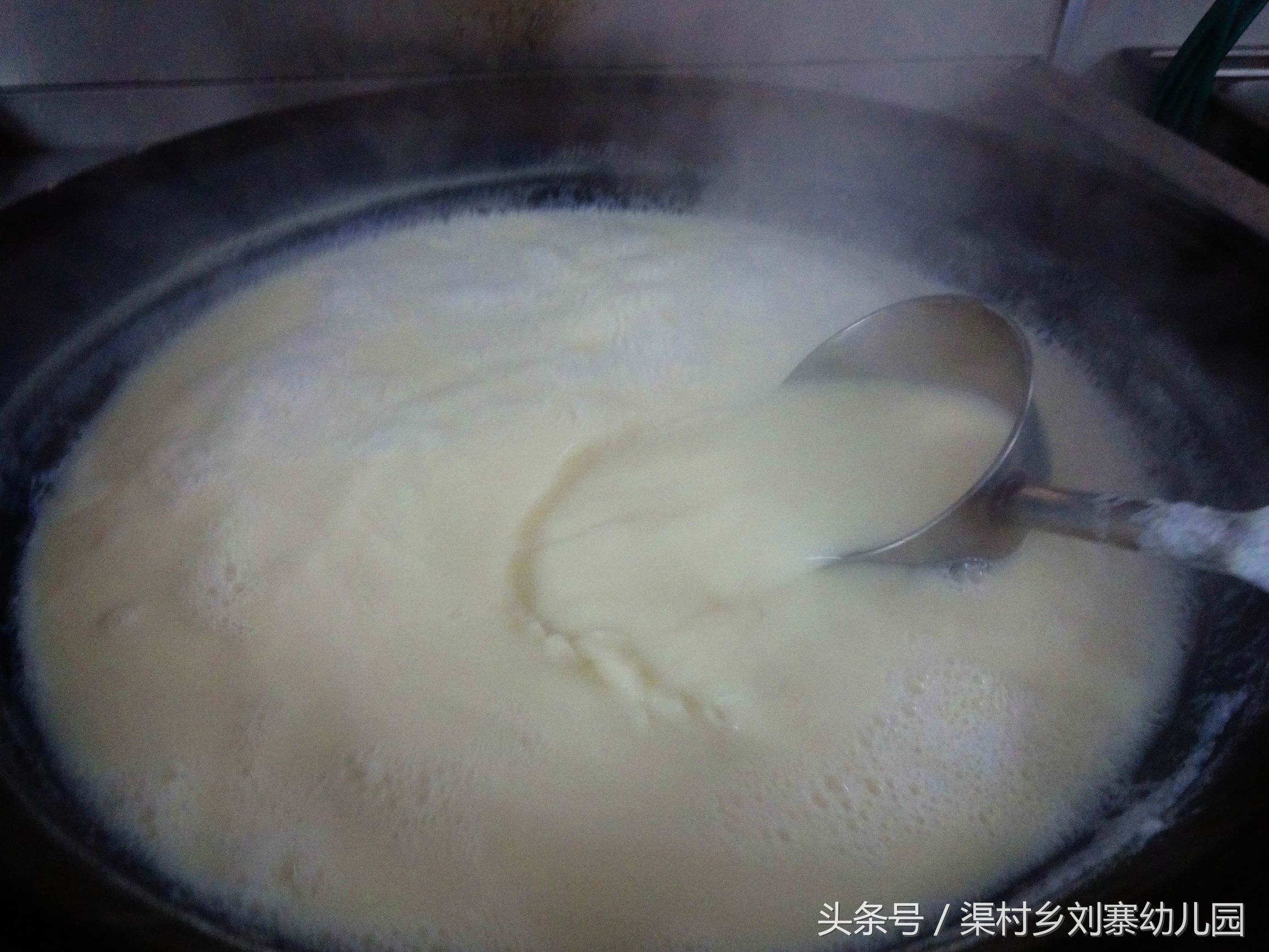 孩子每天在刘寨幼儿园吃什么呢？·孩子成长日记第二期