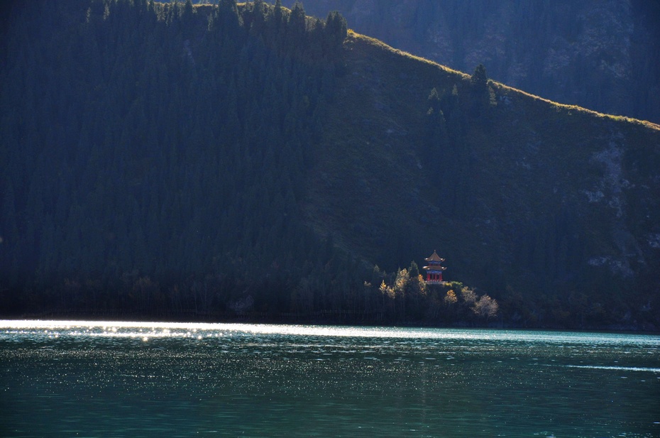 神秘又美丽的天山天池,天山天池是西王母沐浴之地吗