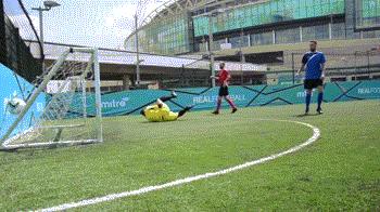 足球九宫格射门技巧,趣味足球射门技巧