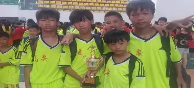 广东足球学校有哪几所,肇庆有国家重点学校吗