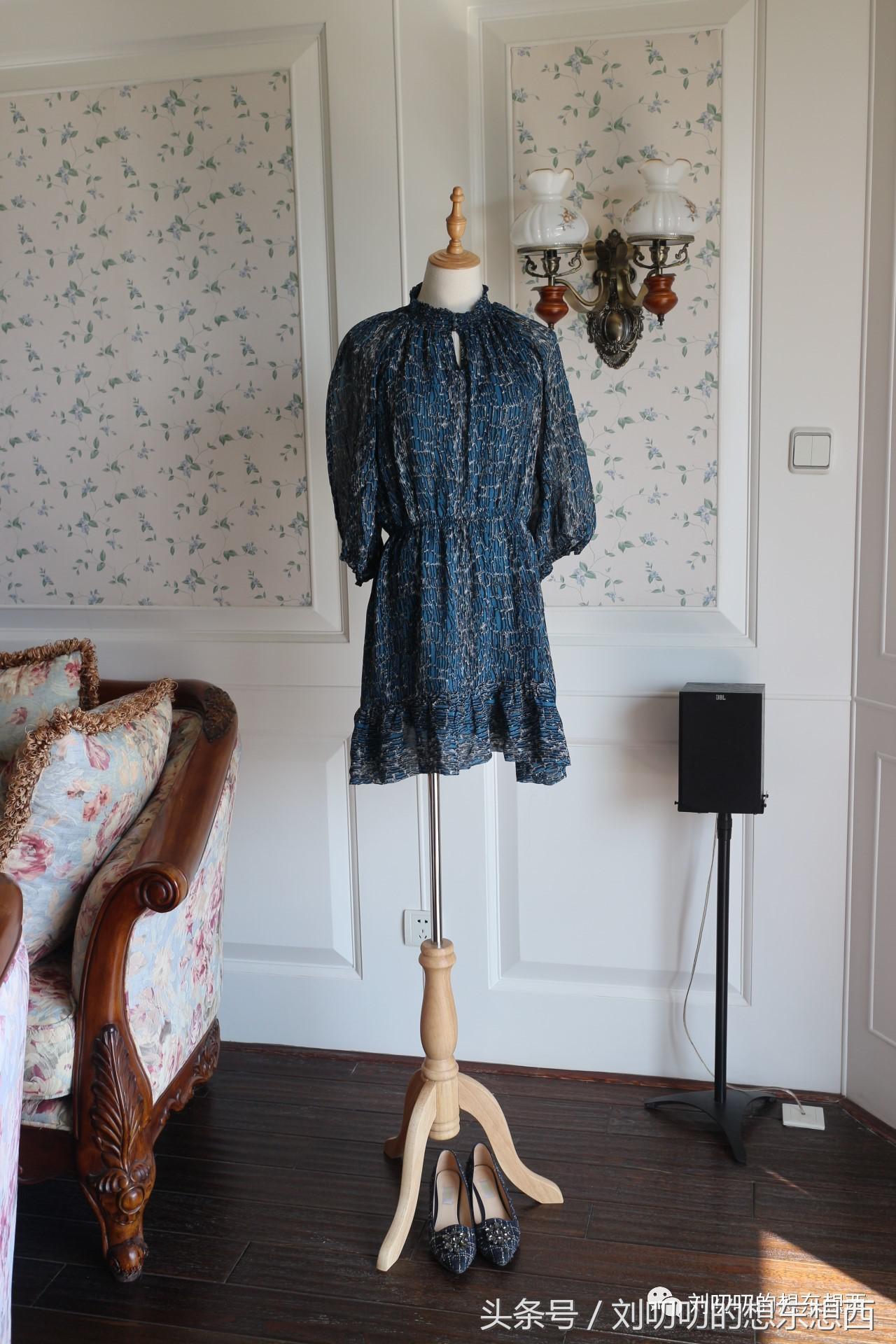 短款连衣裹裙外搭外套,裹裙一片式双面穿