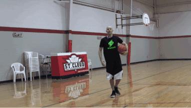 欧文的过人思路,欧文控球手型