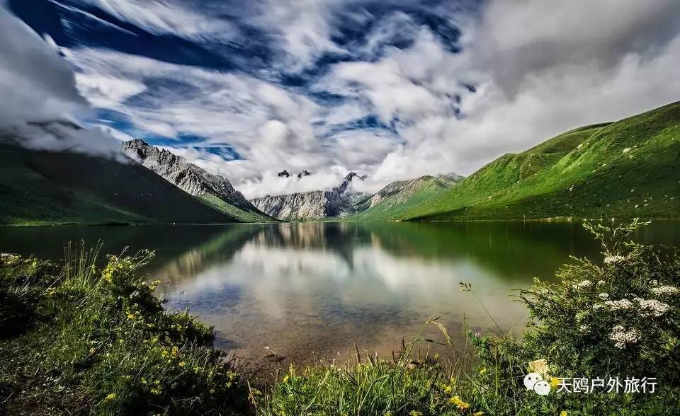 甘青川自驾游，别错过天神的后花园——年宝玉则，集三地之精华
