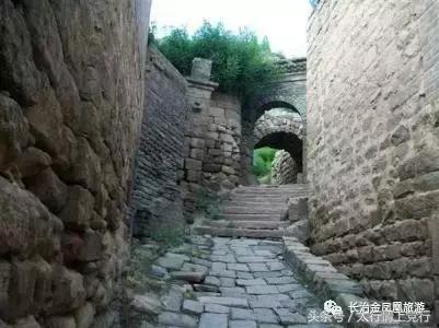 碛口古镇和西口古渡哪个好玩,碛口古镇黄河古渡口