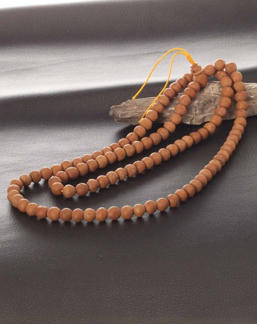 凤眼菩提要怎么盘玩才更容易包浆,酥油供凤眼菩提值得盘玩吗