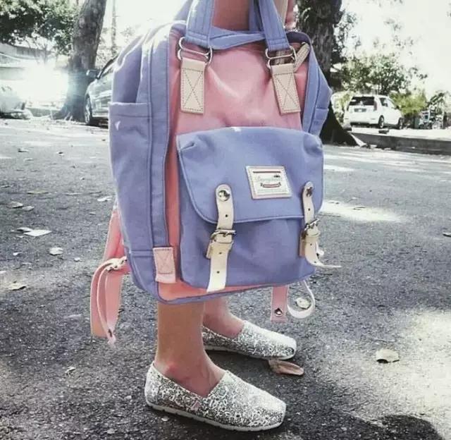 双肩包夏季穿搭,小众高级感双肩包防雨