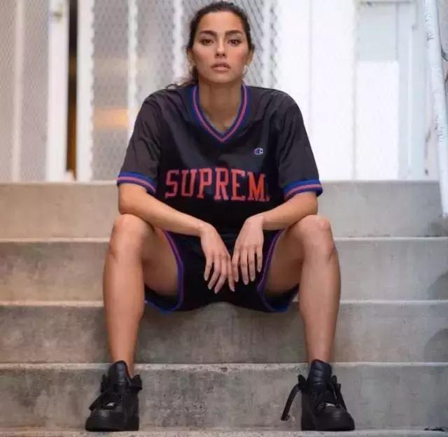 adrianneho李宁,adriannehosupreme