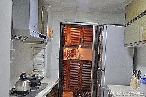 88平米黑白色调简约半开放式,176平米极简风格两个卧室