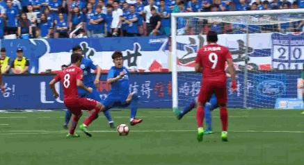 盘点中超赛程奇葩犯规,中超四大恶人名场面