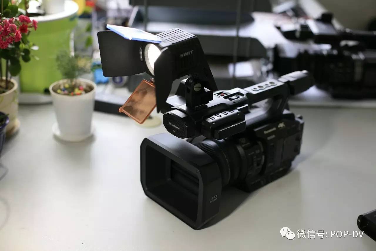 松下ux90mc评测,松下ag-ux90mc怎么查看拍摄的视频