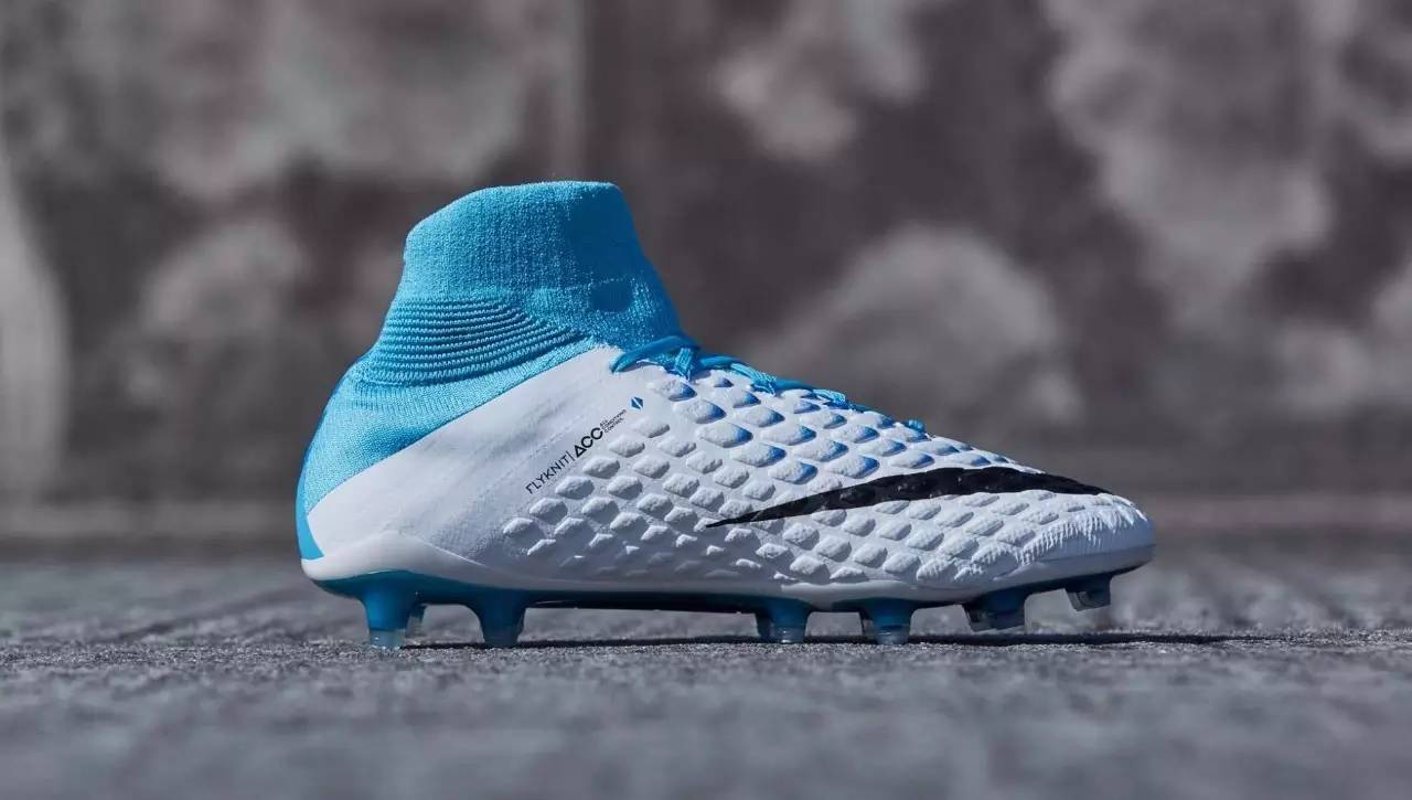 耐克MotionBlur系列套装耀眼来袭