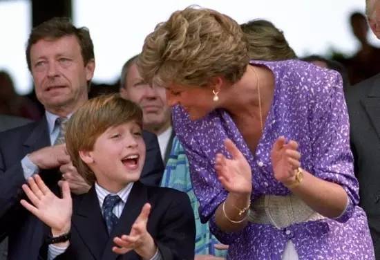 关于查尔斯的消息 (查尔斯最终结果)