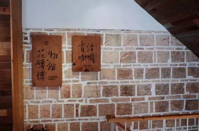 这座藏在旧城区菜市场里的“百货”,装满了老厦门的味道!