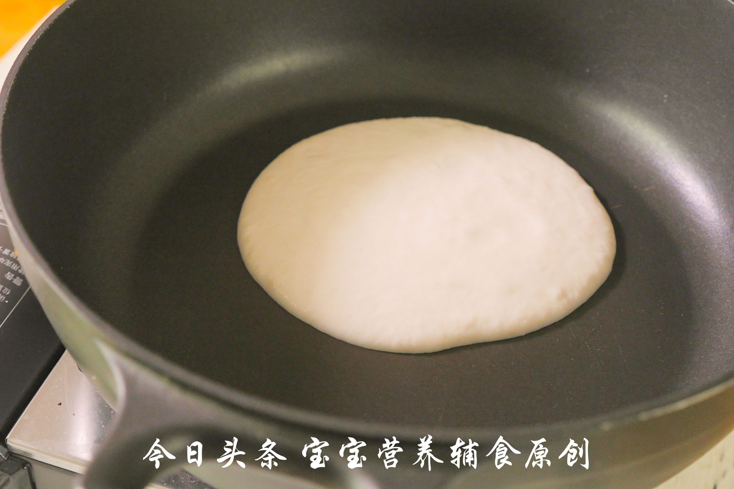 别让宝宝被便秘困扰,治疗8个月宝宝便秘的5款食谱