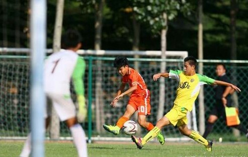 13场22球,何小珂帽子戏法鲁能u13