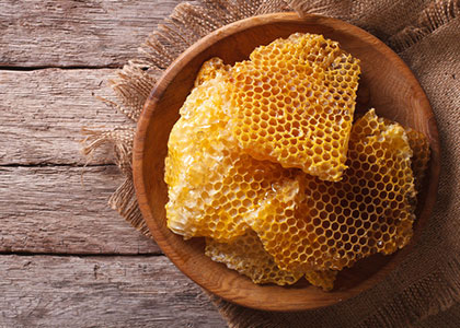 蜂胶是补药吗,蜂胶是保健品能治病吗