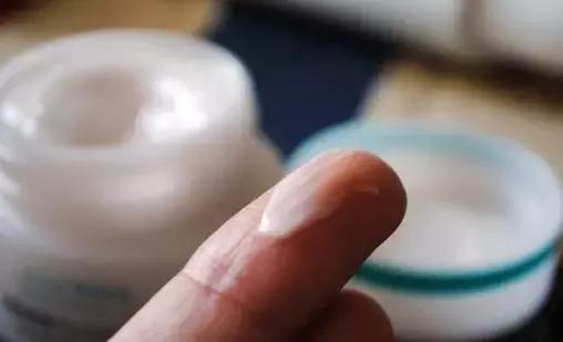 敏感肌公认最好护肤品,38岁敏感肌用什么抗衰老护肤品