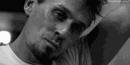 越狱第四季迈克尔得了什么病,越狱第五季迈克尔最后一个请求