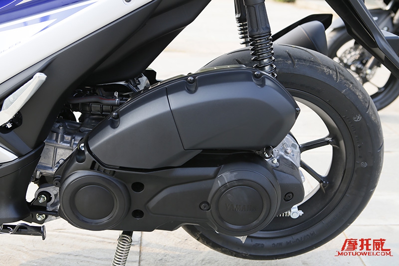 nvx155雅马哈踏板,雅马哈nvx155试驾