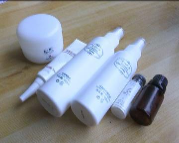 曝光护肤品用完脸过敏发红,用完护肤品后脸部发红发痒