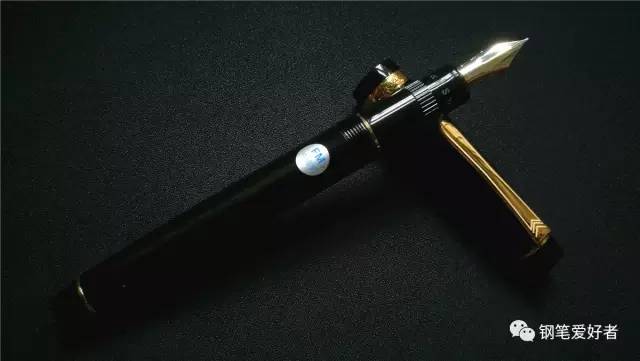 百乐钢笔笔尖m和f的区别,百乐14k钢笔买f尖还是mf尖