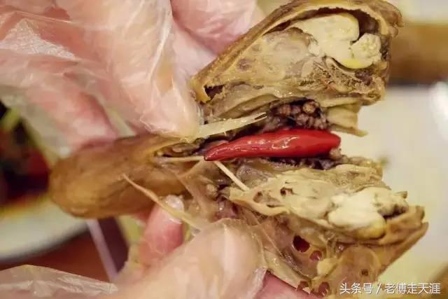 重庆鸭脑壳飞江湖菜,梁平鸭脑壳