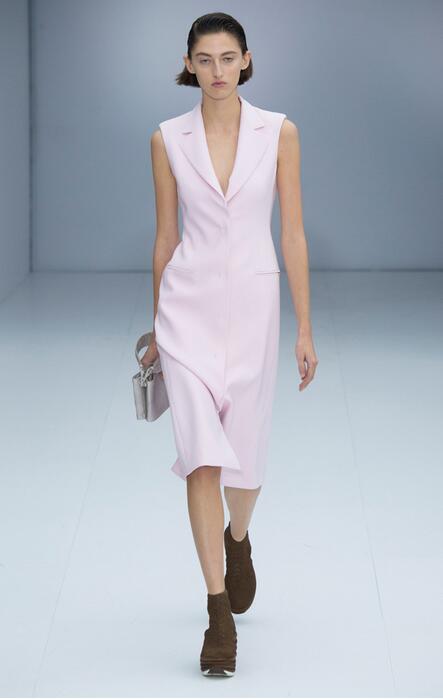 salvatoreferragamo鞋,salvatoreferragamo的私服穿搭