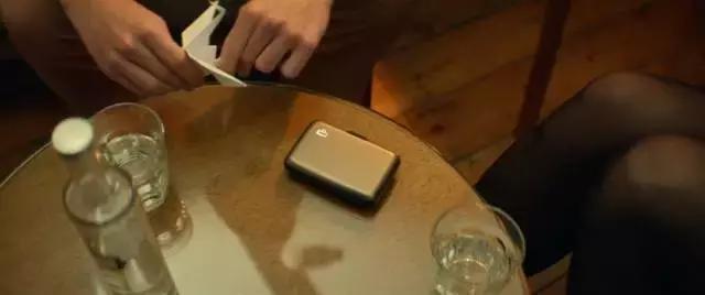 日默瓦配件如何分辨正版盗版,香奈儿蔚蓝金字版