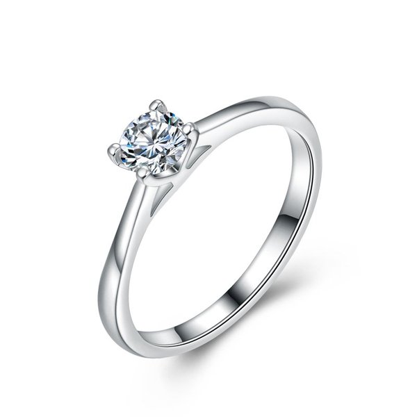 每个人应具备一条小黑裙,每个女生夏天都应该有条小黑裙