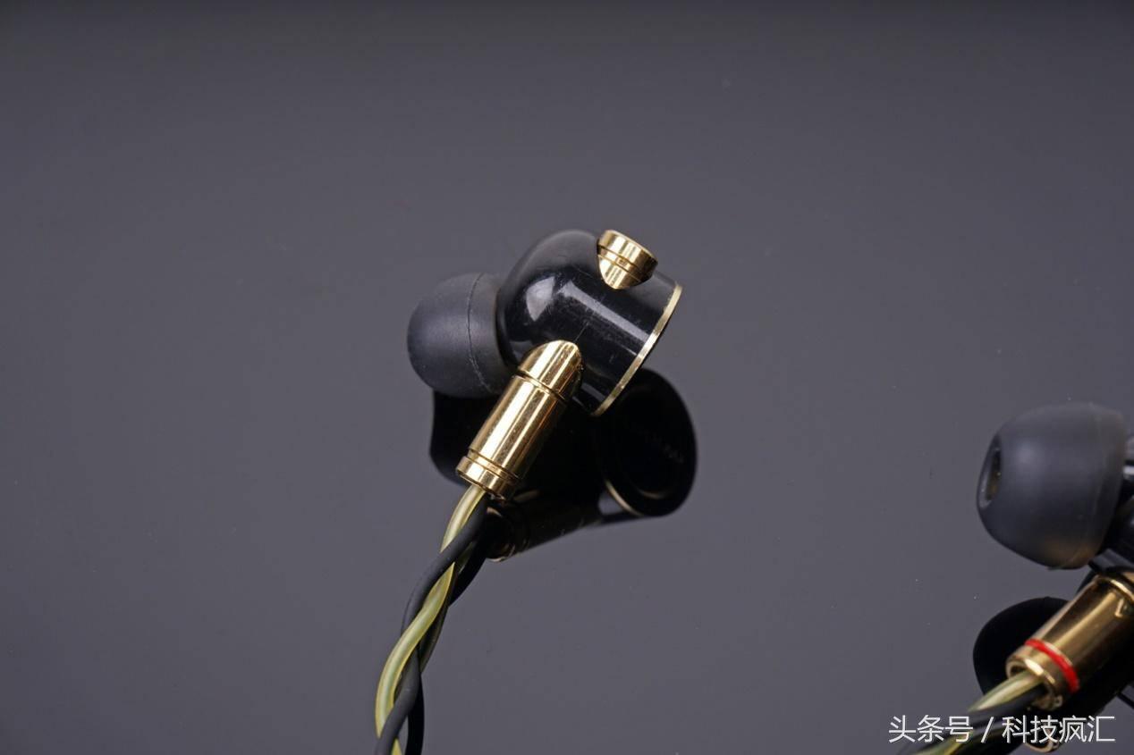 钱包君壮烈牺牲：试听安桥旗舰圈铁耳塞E900M