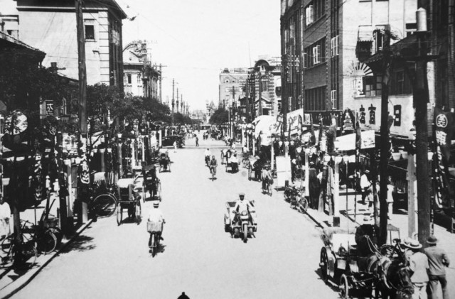 循着时间的绳索｜老大连的繁华商业带