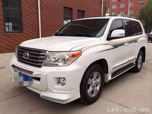 丰田陆地巡洋舰出租多少钱一天,成都丰田海狮出租