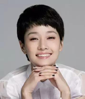 一济南姑娘,自从换了这个发型,前男友就约她吃饭了!