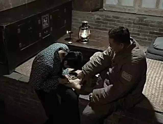 中国人的集体记忆图片,黄布胶鞋军鞋