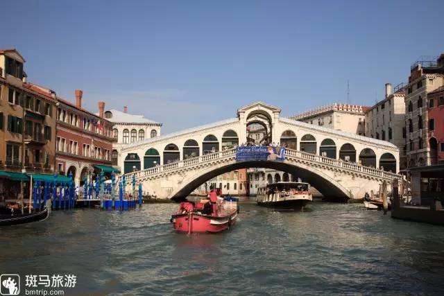 威尼斯丨桥与巷与假面
