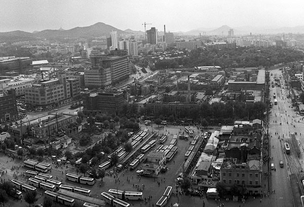 循着时间的绳索｜老大连的繁华商业带