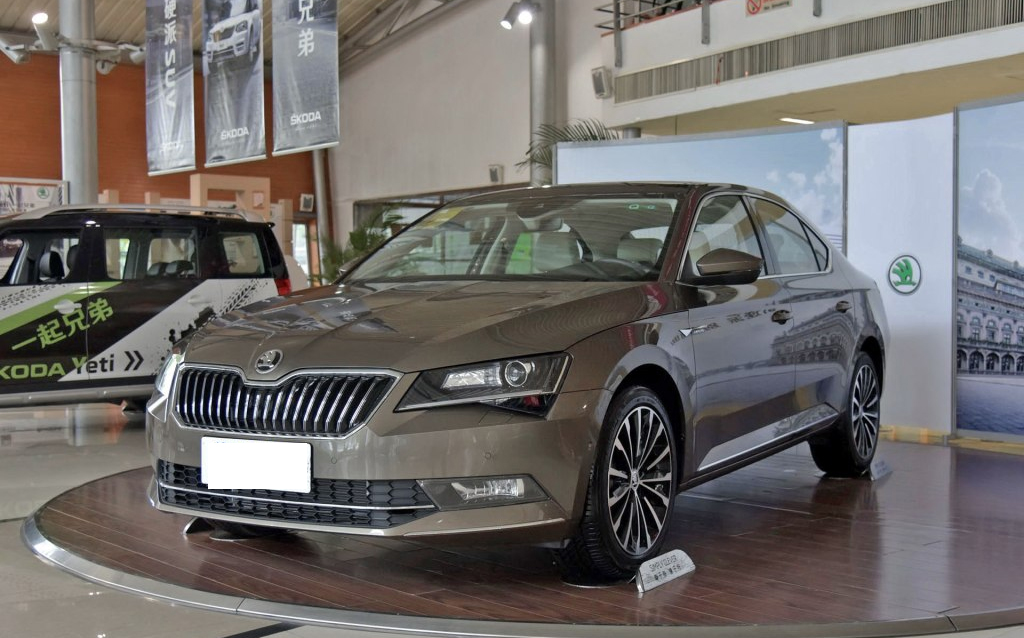 蒙迪欧帕萨特迈腾对比,德系轿车18万哪款性价比高