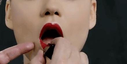 口红还剩很多用不了怎么办,口红已经掉色了还需要卸妆么