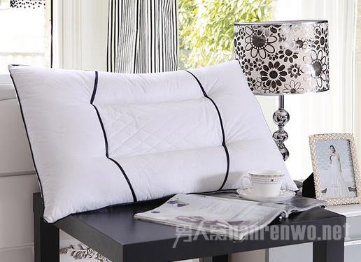 黑头痘痘不能乱挤,去黑头粉刺痘痘有什么办法