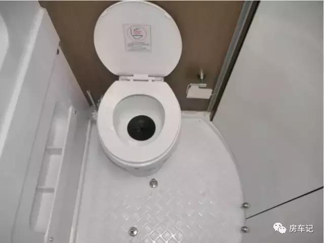 姓“商”姓“家”谁分的清？实拍顺旅大通加长轴魅途版B型房车