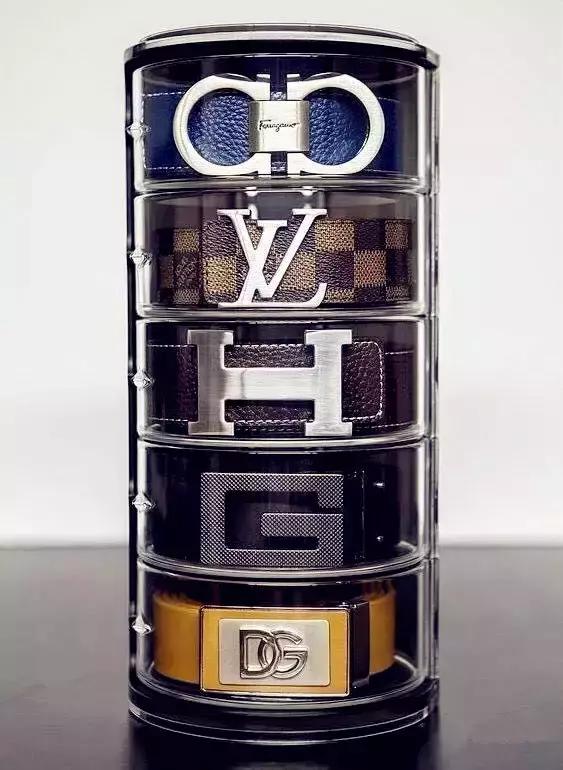 男人的第二张脸是手表,男人的面子是第二张脸