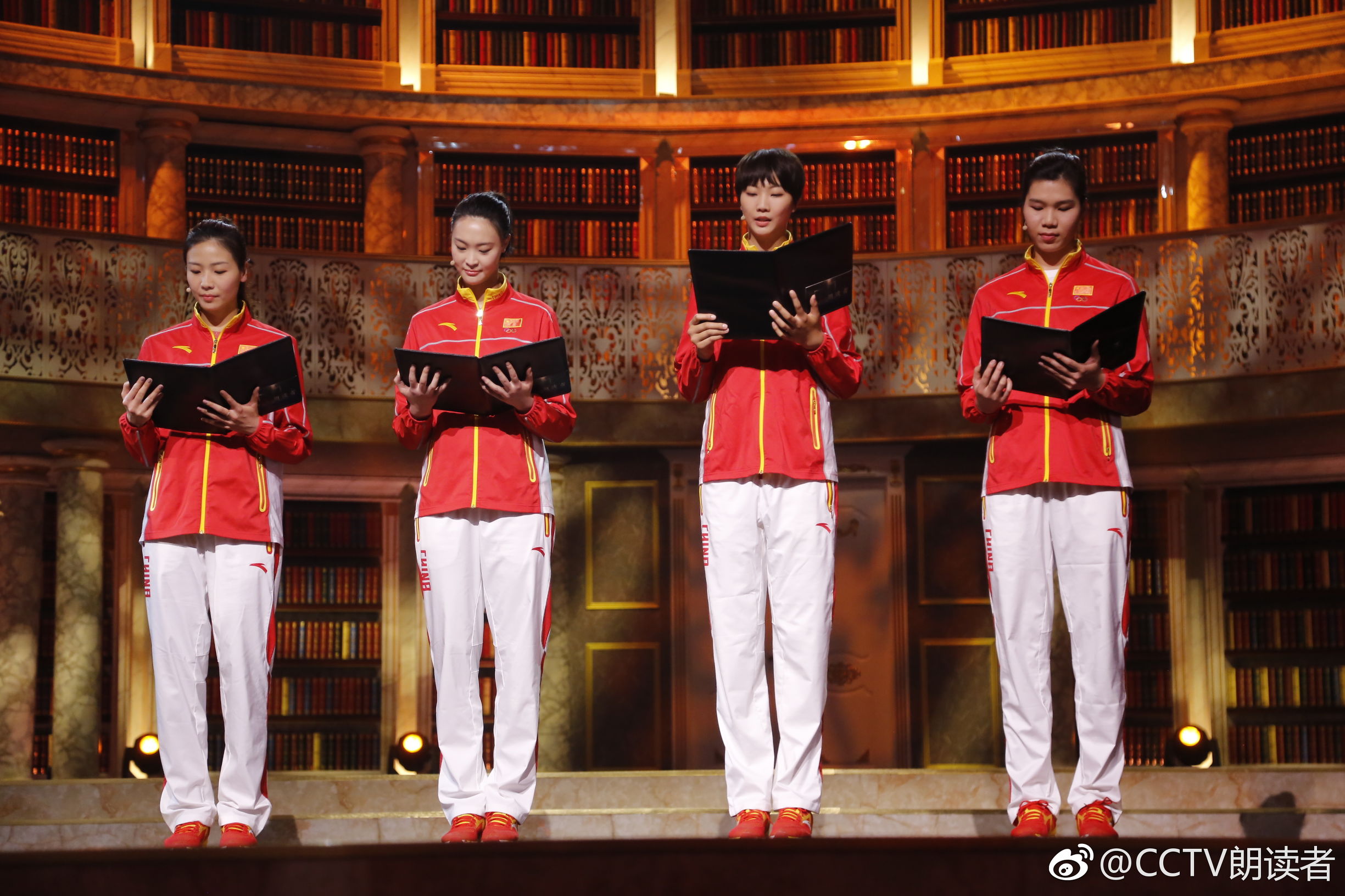 惠若琪魏秋月徐云丽探班中国女排,开讲啦女排队长惠若琪丁霞袁心玥