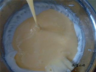 湿性发泡的状态,蛋白怎么打都是湿性发泡