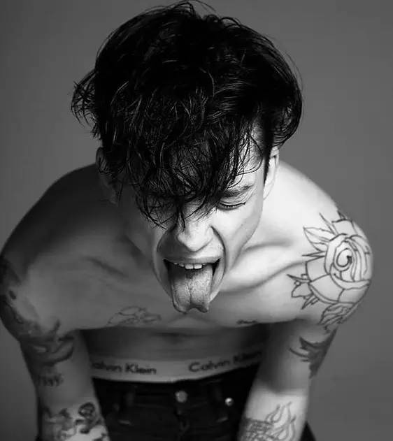 omg颜值,omg身材也太棒了