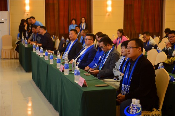 风雨同舟足球队,中甲足球新闻发布会