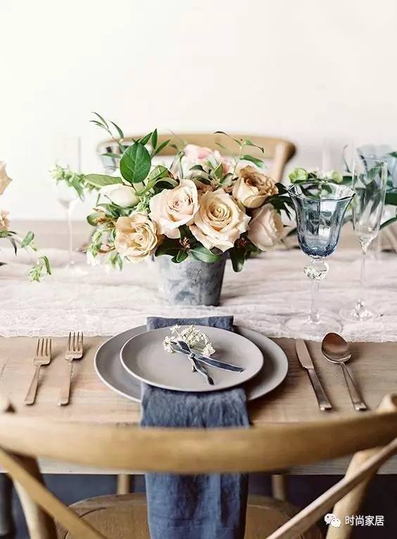 怎么拍出效果好的餐桌照,高颜值餐桌布置图
