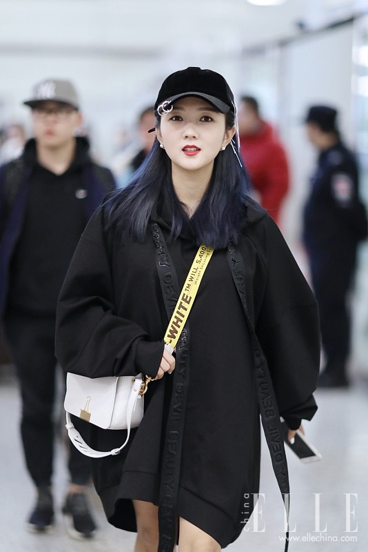 Off-White警戒线成时尚最IN单品,你还不知道?